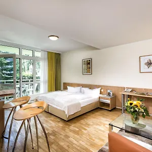 4* Hotel Westlife